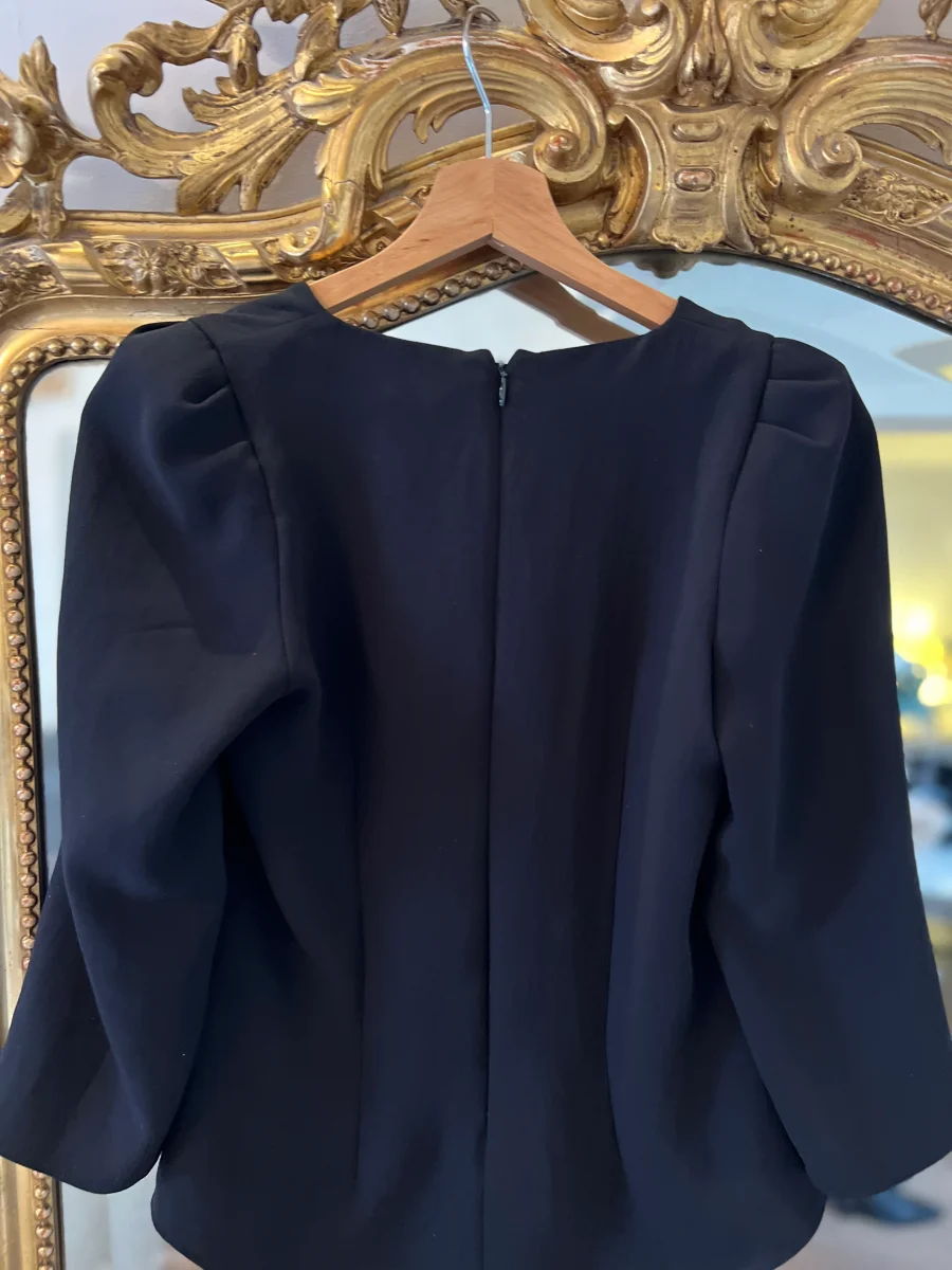 Ba&sh-Blouse noire col V épaules ballon – Image 6