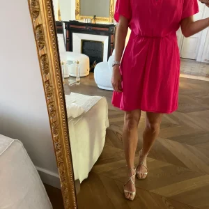 Robe Maje fushia col v