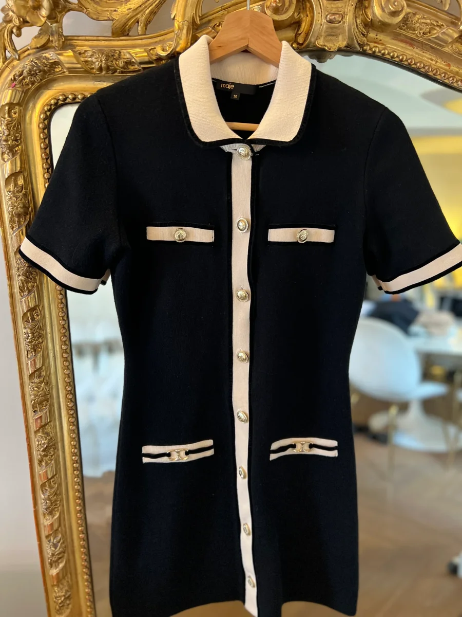 Maje - Robe noire col et bordure beige boutons dorés – Image 6