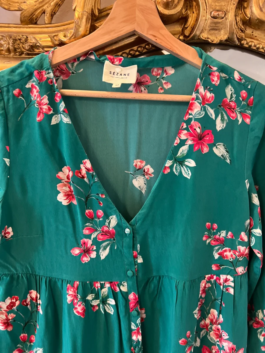 Robe Sézane en soie verte à fleurs – Image 6