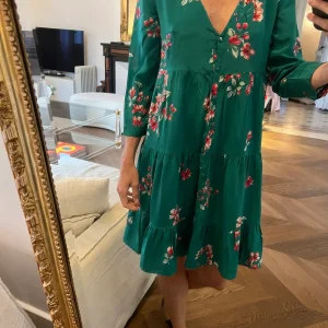Robe Sézane en soie verte à fleurs