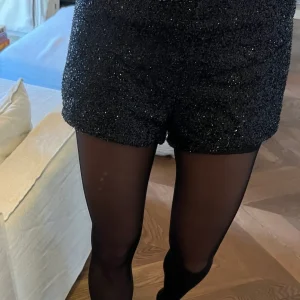 H&M - Short irisé noir