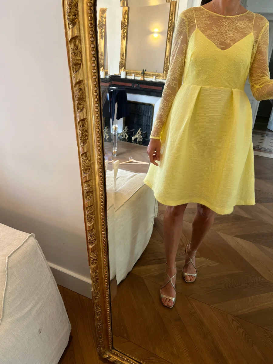 Robe Sandro patineuse jaune – Image 3