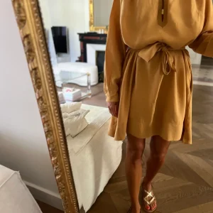 Robe Forte Forte dorée