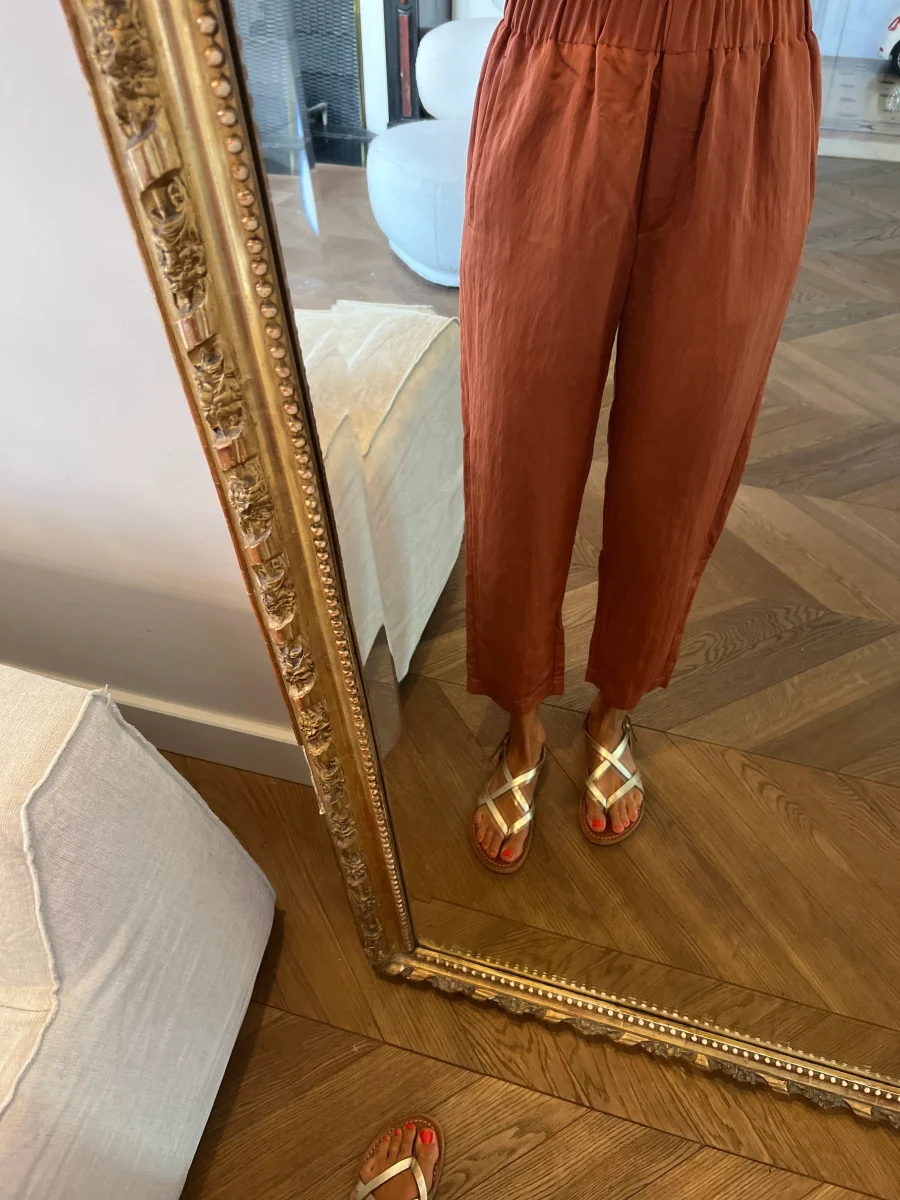 Pantalon Forte Forte Terracotta en satin – Image 2