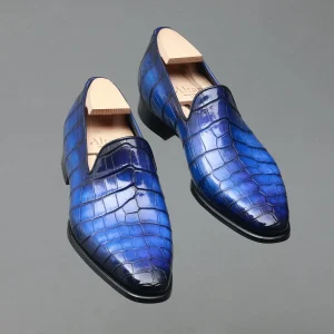 Mocassin Whole cut en crocodile Bleu Électrique