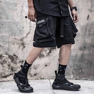 Short darkwear