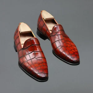 Mocassin Whole cut en crocodile lave en fusion
