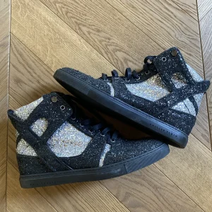 Charlotte Pirroni Homme Baskets Paillettes Philipp Plein