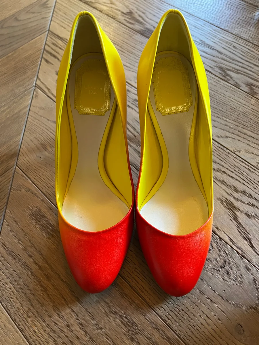 Escarpins Neufs Christian Dior rouge et jaune – Image 9