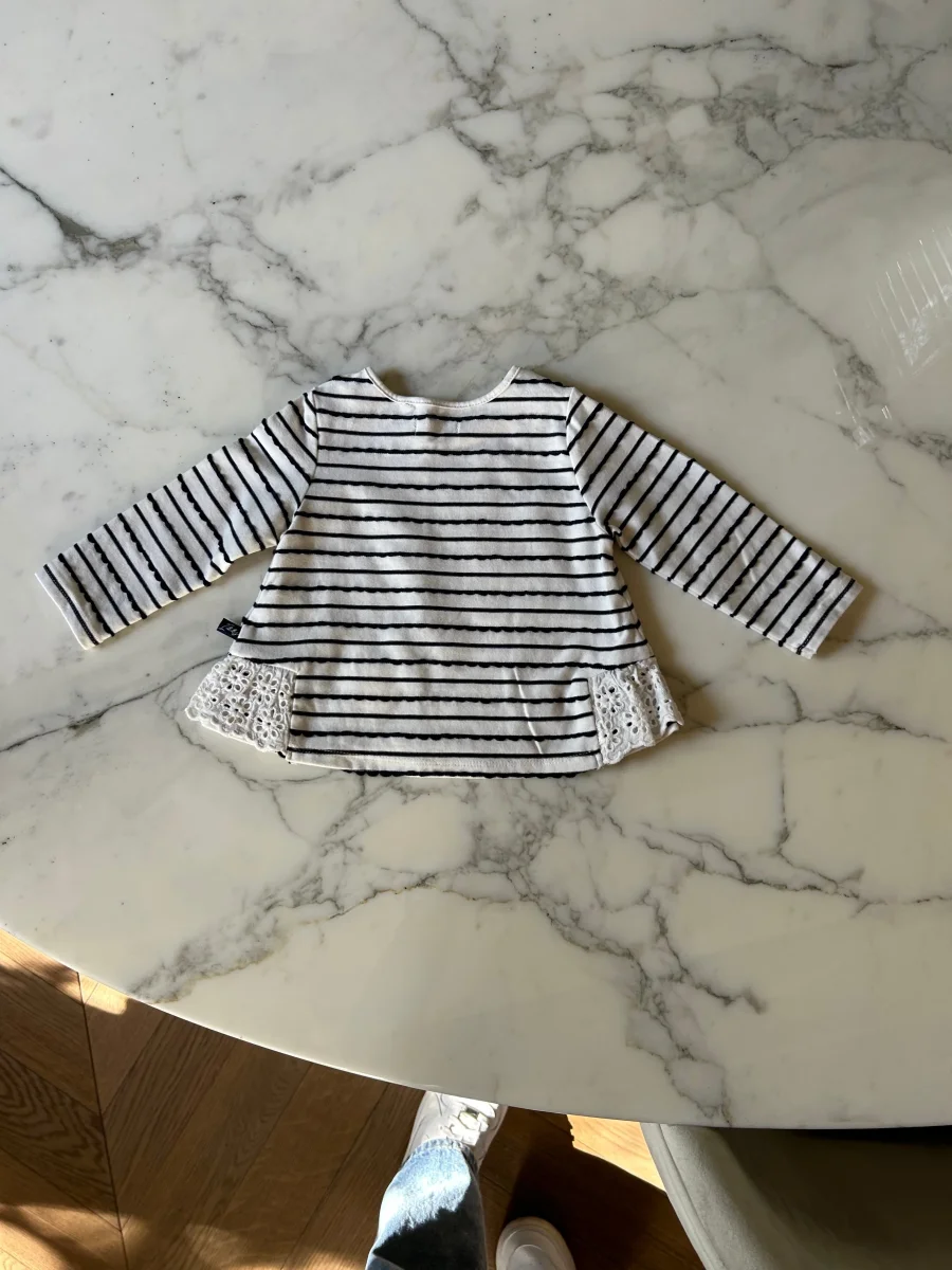 Haut manche longue rayé noir et blanc avec dentelle 6 mois – Image 5