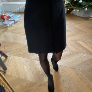 Jupe Neuve courte de tailleur Sandro à rayures fines