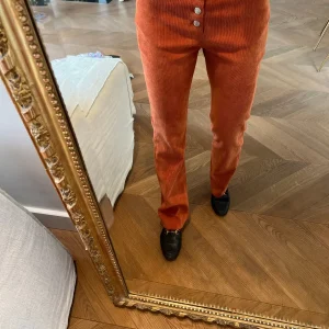 Pantalon en velours Parisienne et Alors