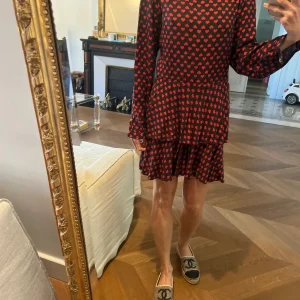Robe Parisienne et Alors noire à coeurs