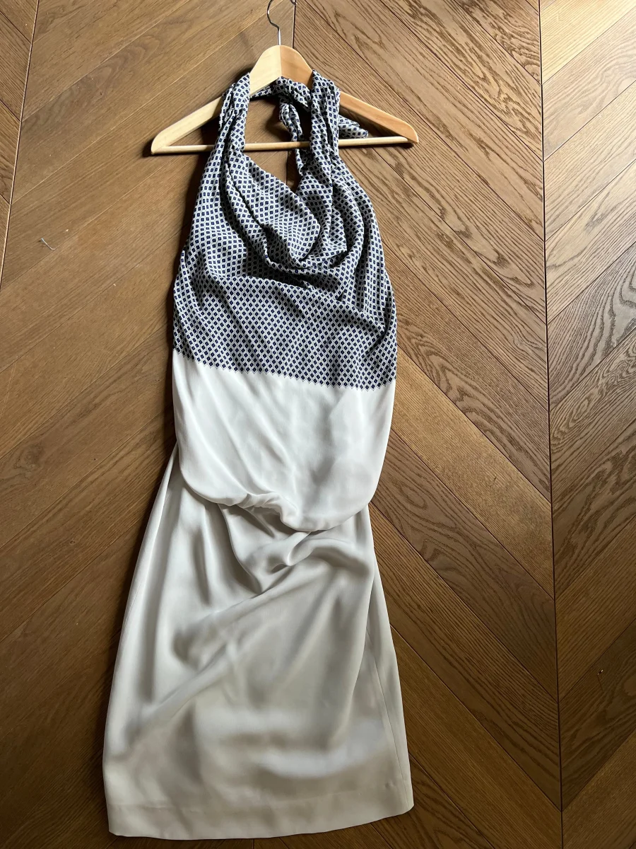 Robe Paul Smith beige et bleu marine – Image 8