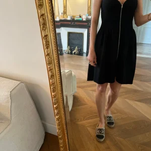 Robe Sandro noire avec zip