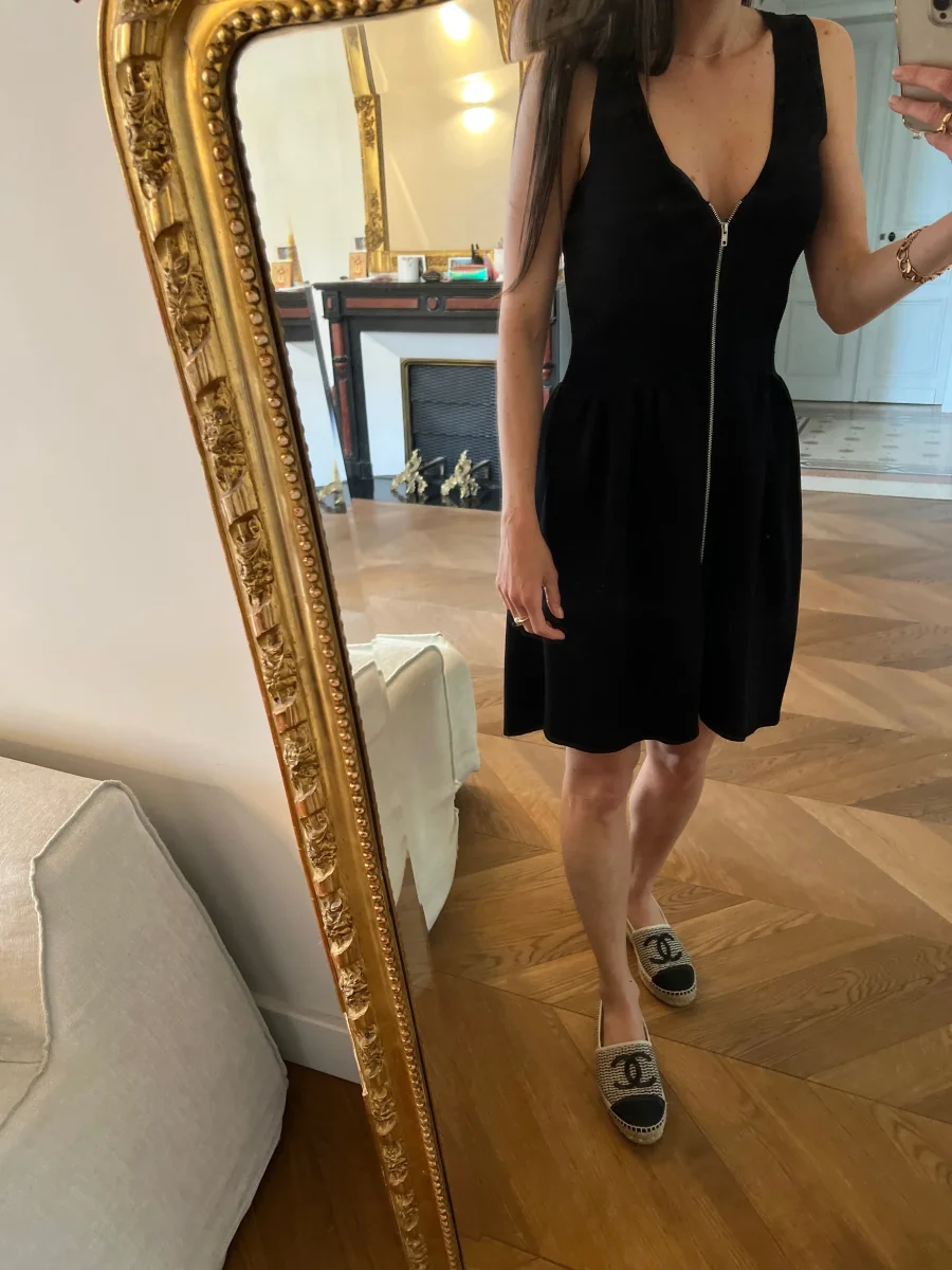 Robe Sandro noire avec zip – Image 3