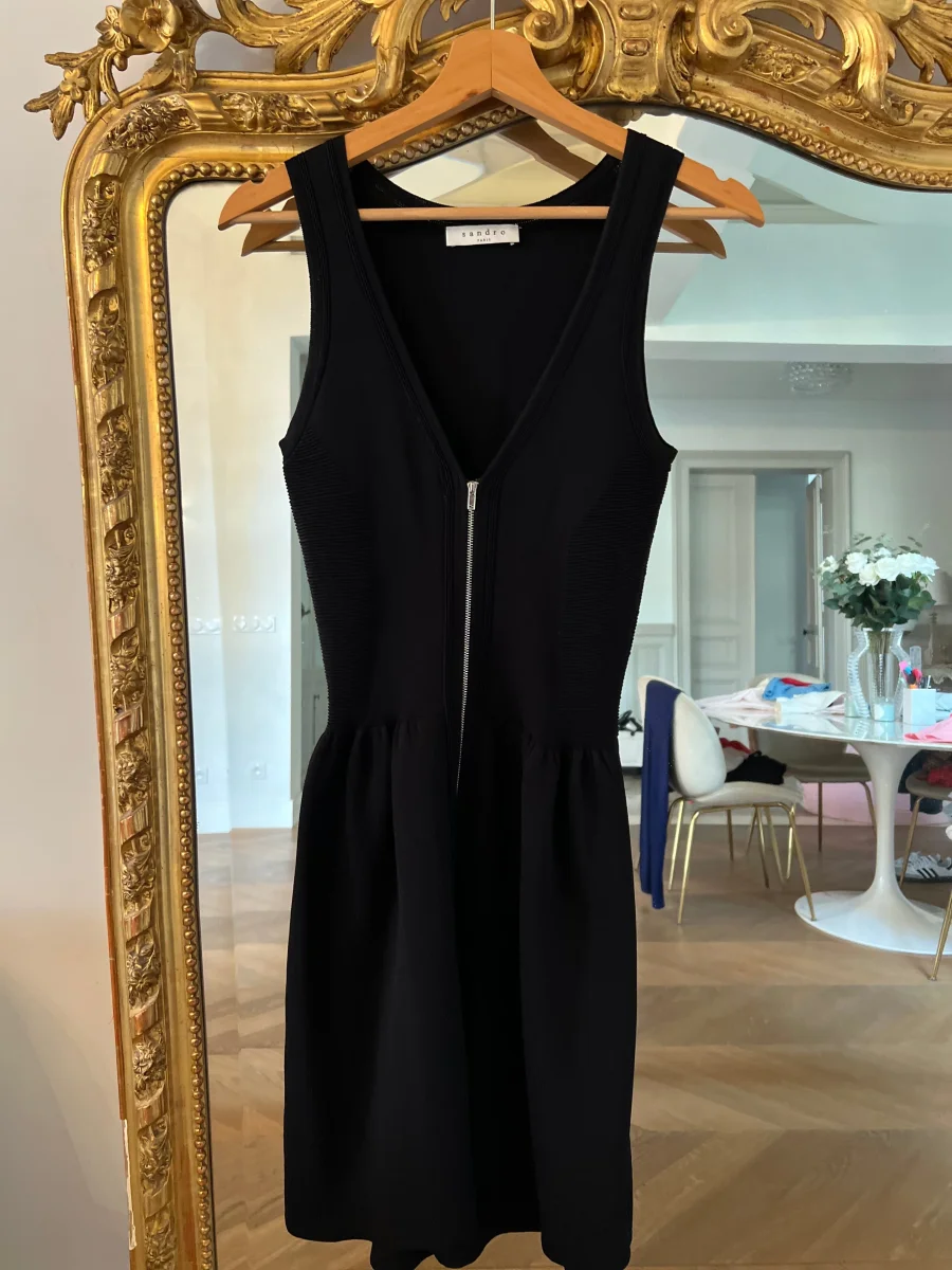 Robe Sandro noire avec zip – Image 5
