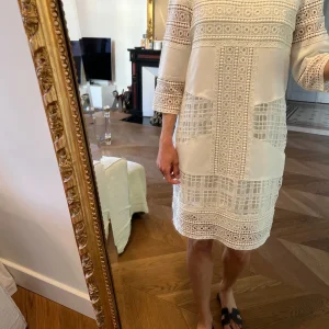 Robe Vila blanche ajourée