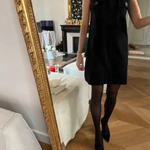 Robe Zara noire à poches