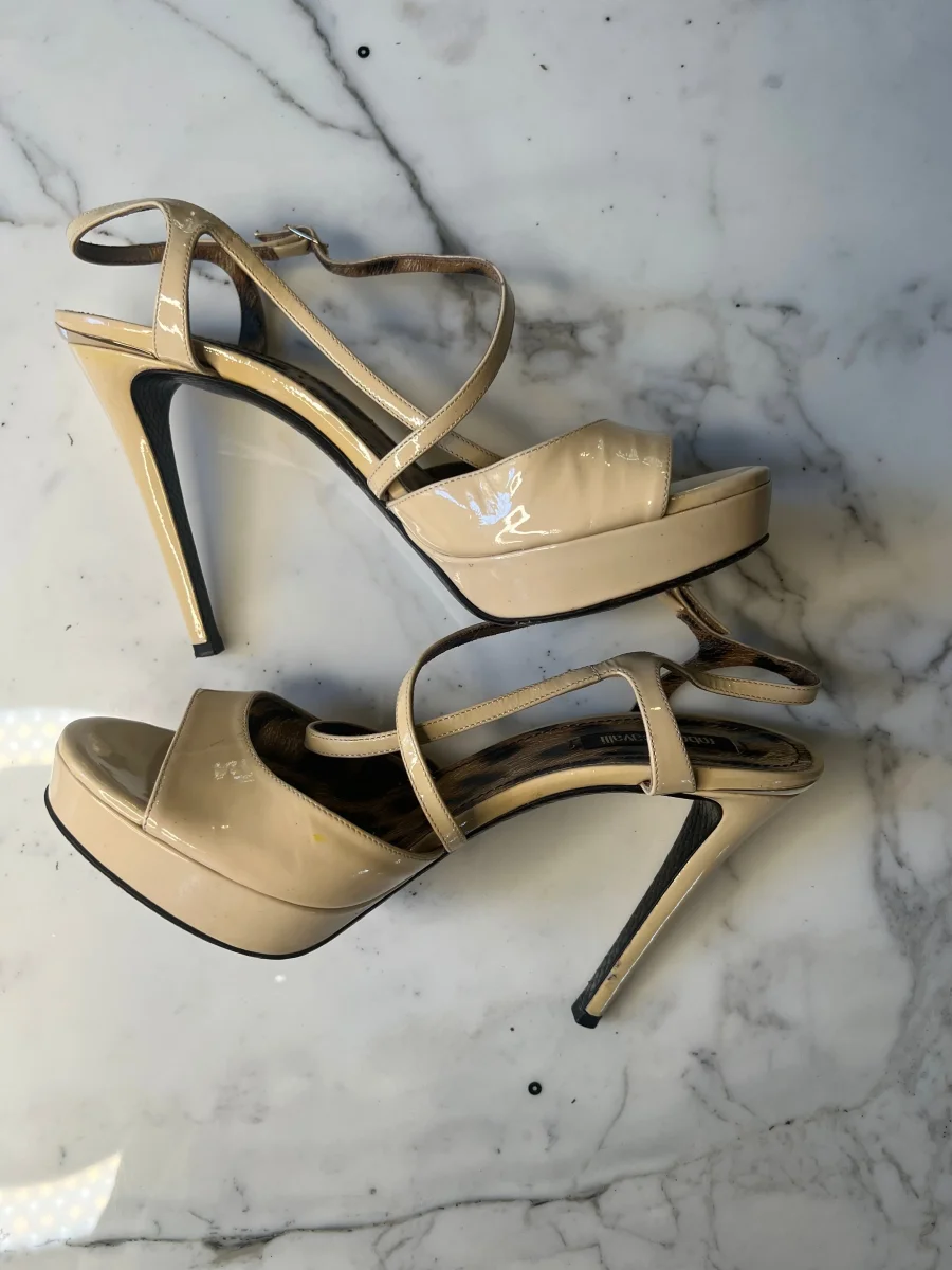 Sandales Roberto Cavalli vernis beige