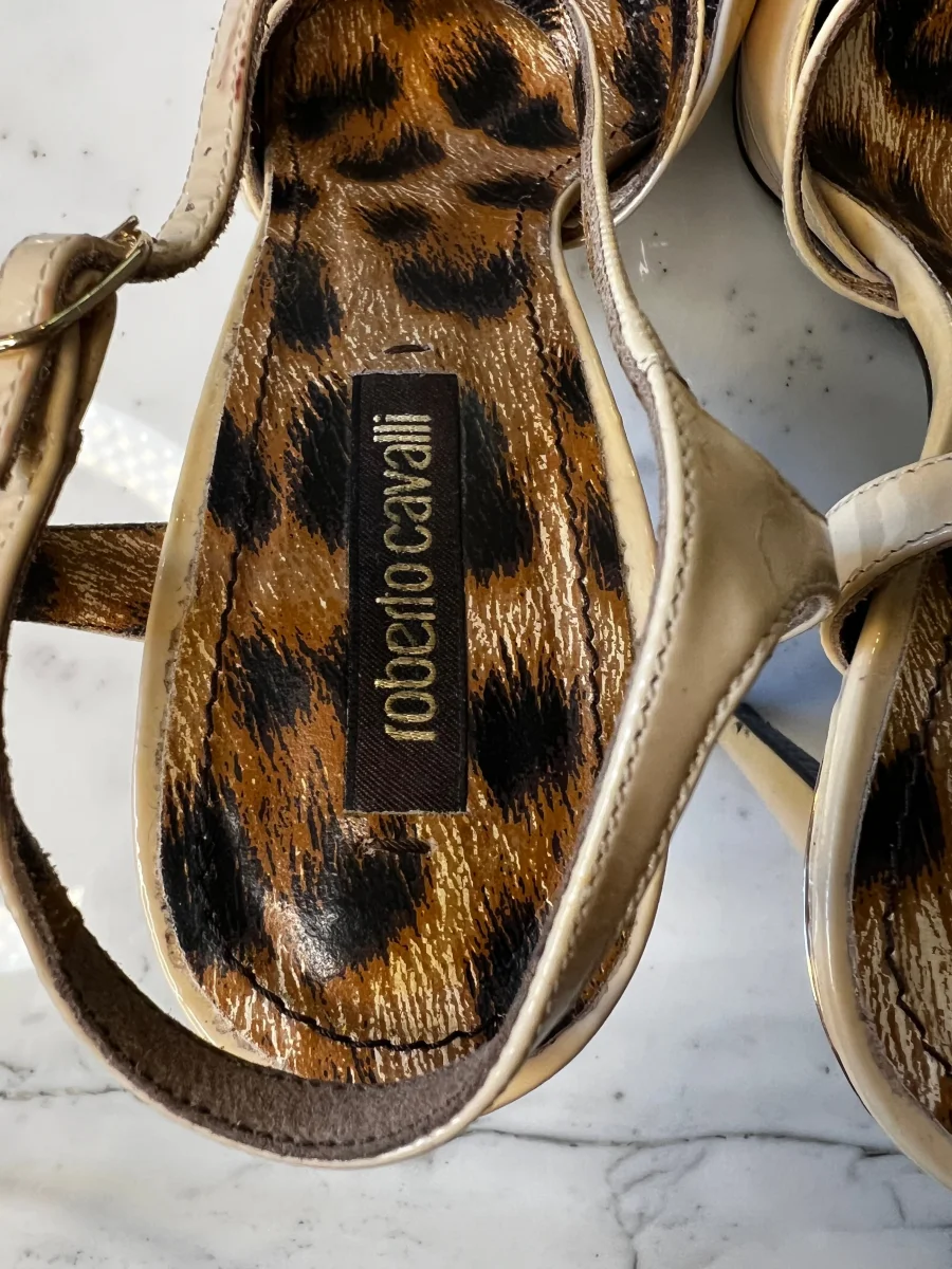 Sandales Roberto Cavalli vernis beige – Image 8